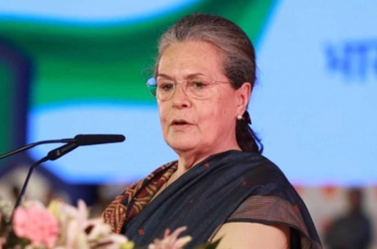 सोनियां गांधी चार साल बाद हुबली में चुनावी रैली करेंगी सोनियां गांधी चार साल बाद हुबली में चुनावी रैली करेंगी